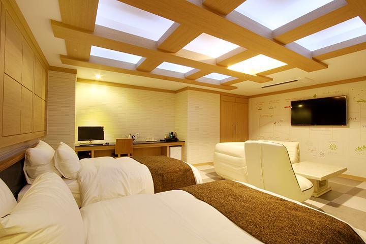 Suwon Orsay Business Hotel Dış mekan fotoğraf