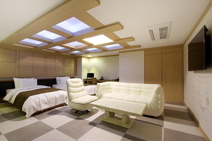 Suwon Orsay Business Hotel Dış mekan fotoğraf