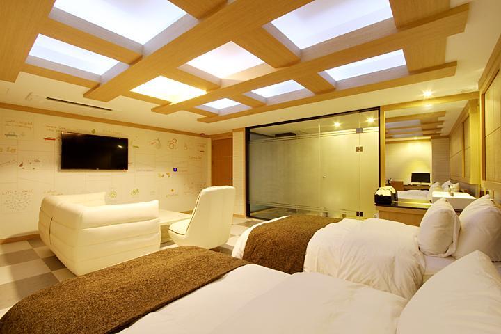 Suwon Orsay Business Hotel Dış mekan fotoğraf