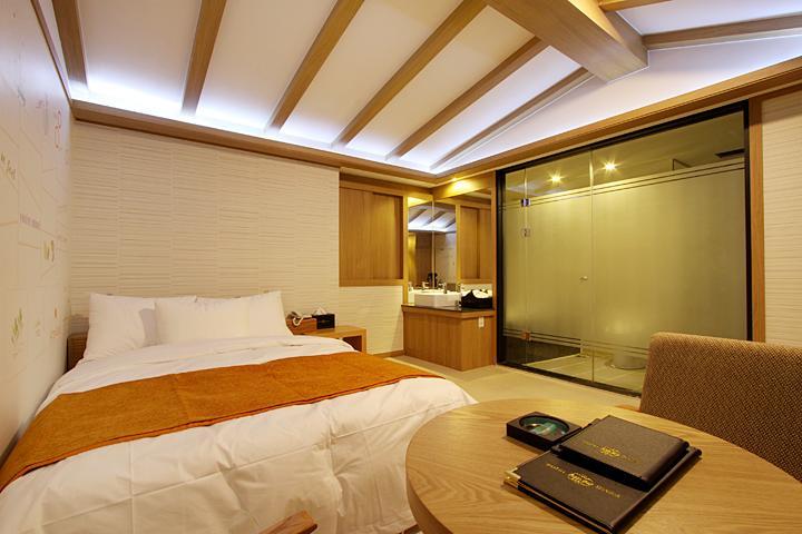 Suwon Orsay Business Hotel Dış mekan fotoğraf